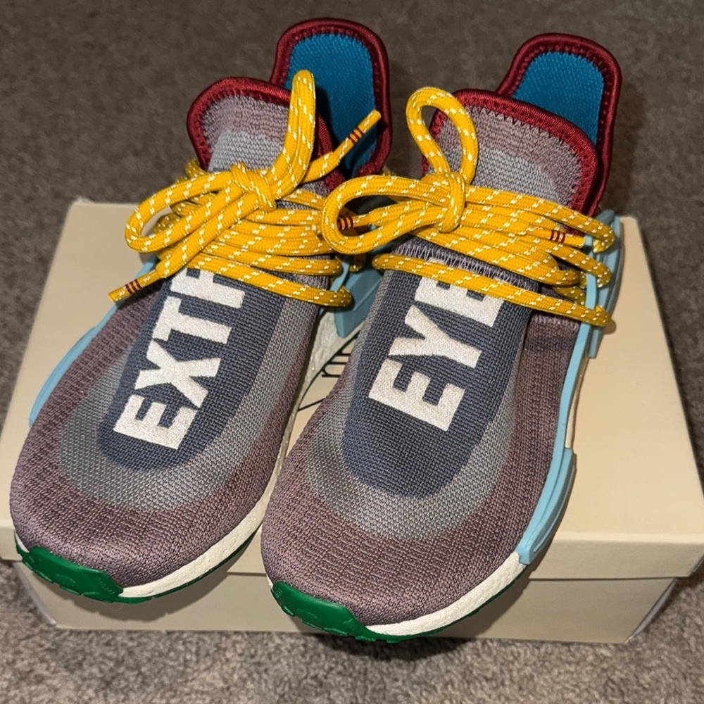 Adidas - Pharrell Williams - Human Races - Picture 10 of 14
